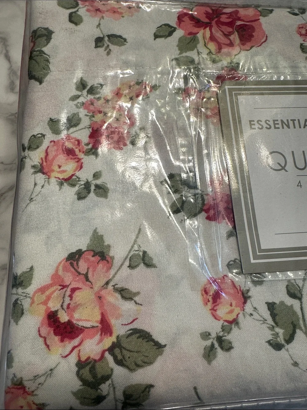 Macy's Floral Queen Sheet Set in Pink and Green